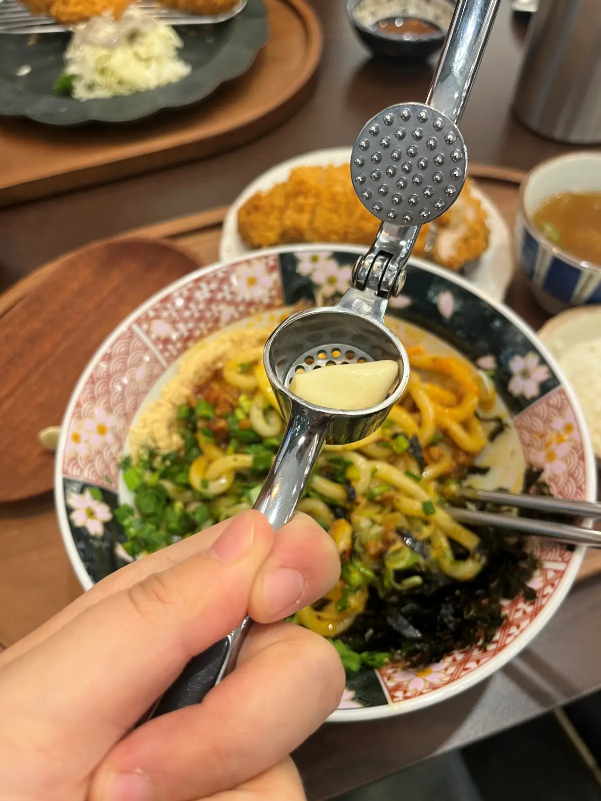 돈카춘-동탄방교점-마제소바-마늘