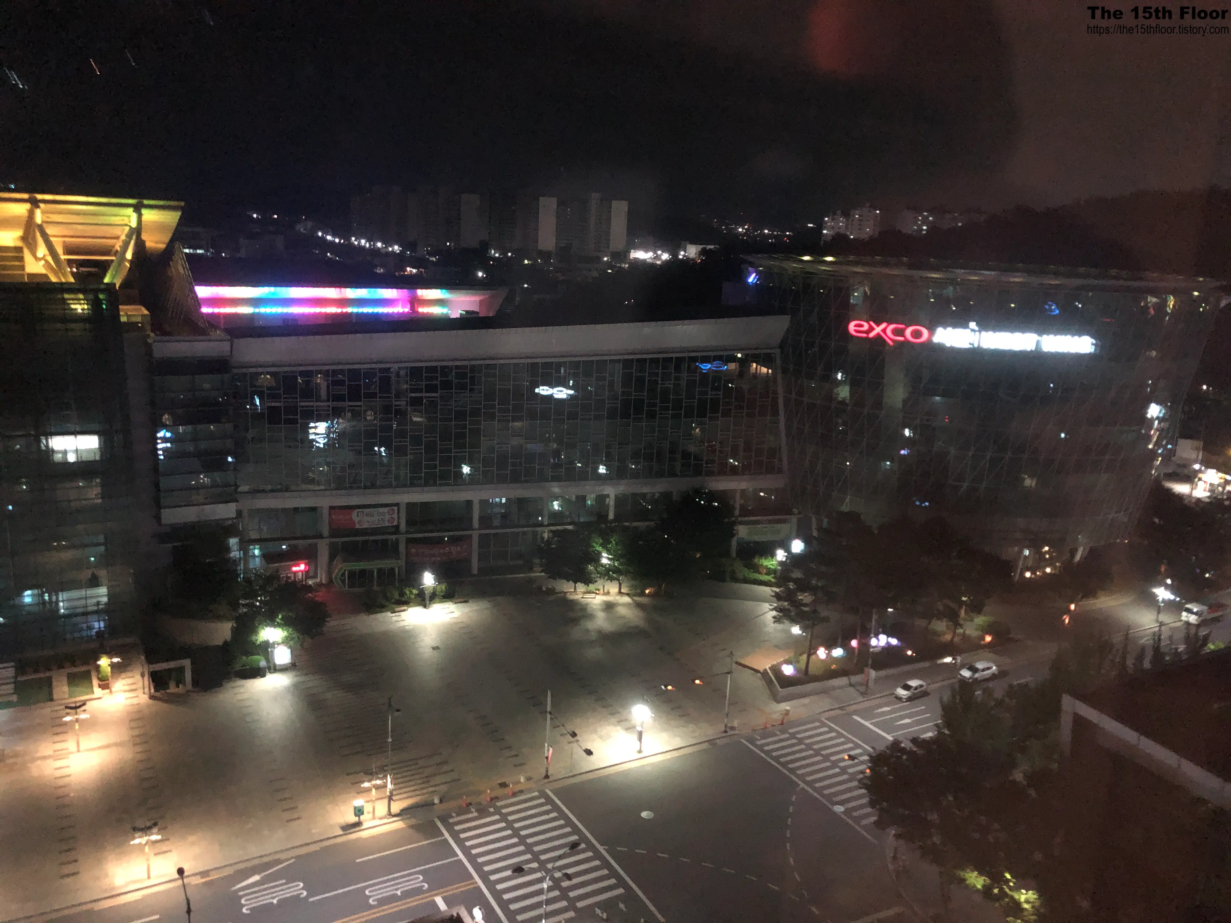 인터불고 엑스코 호텔 객실 야경