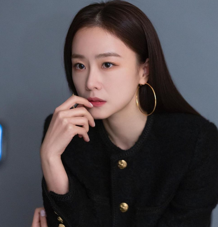 홍수현