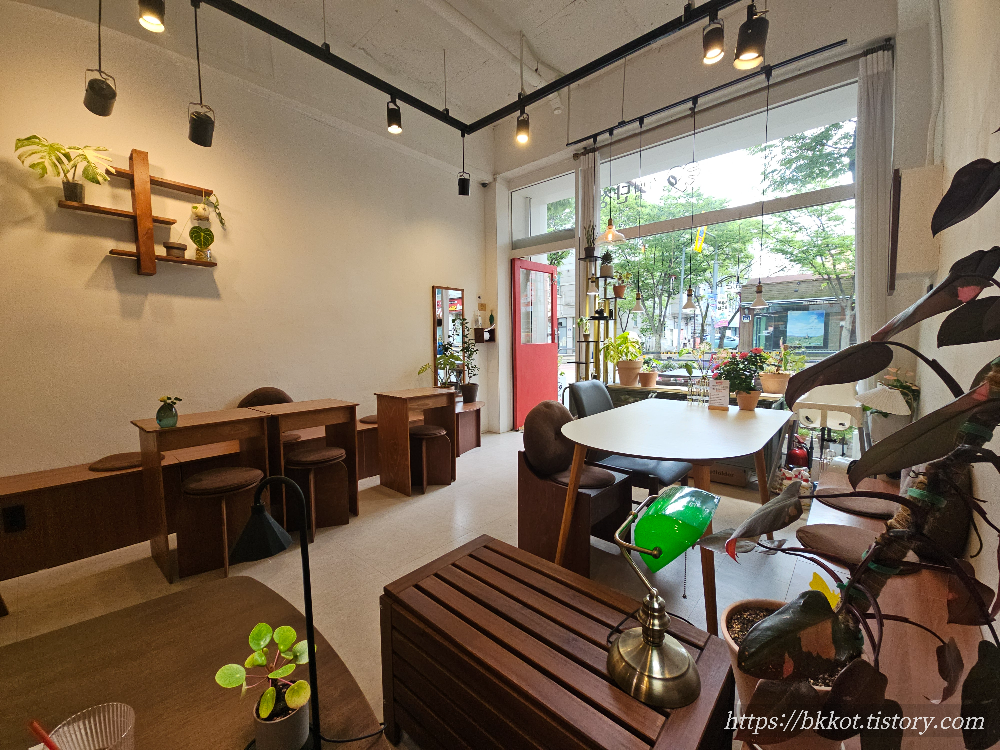 수원권선카페 카페단정