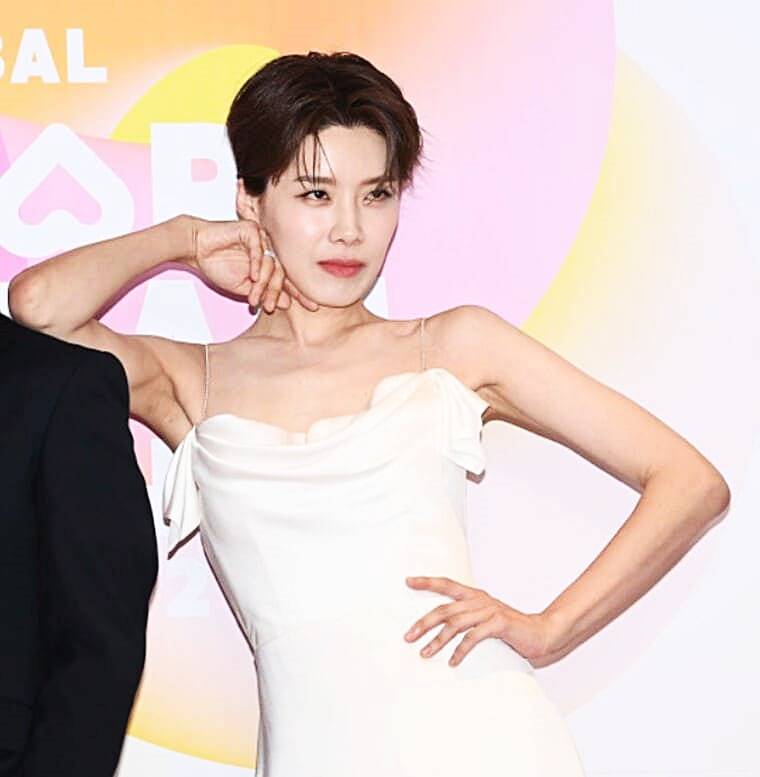 개그우먼-장도연