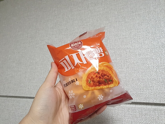 기린-피자호빵-포장지-앞면
