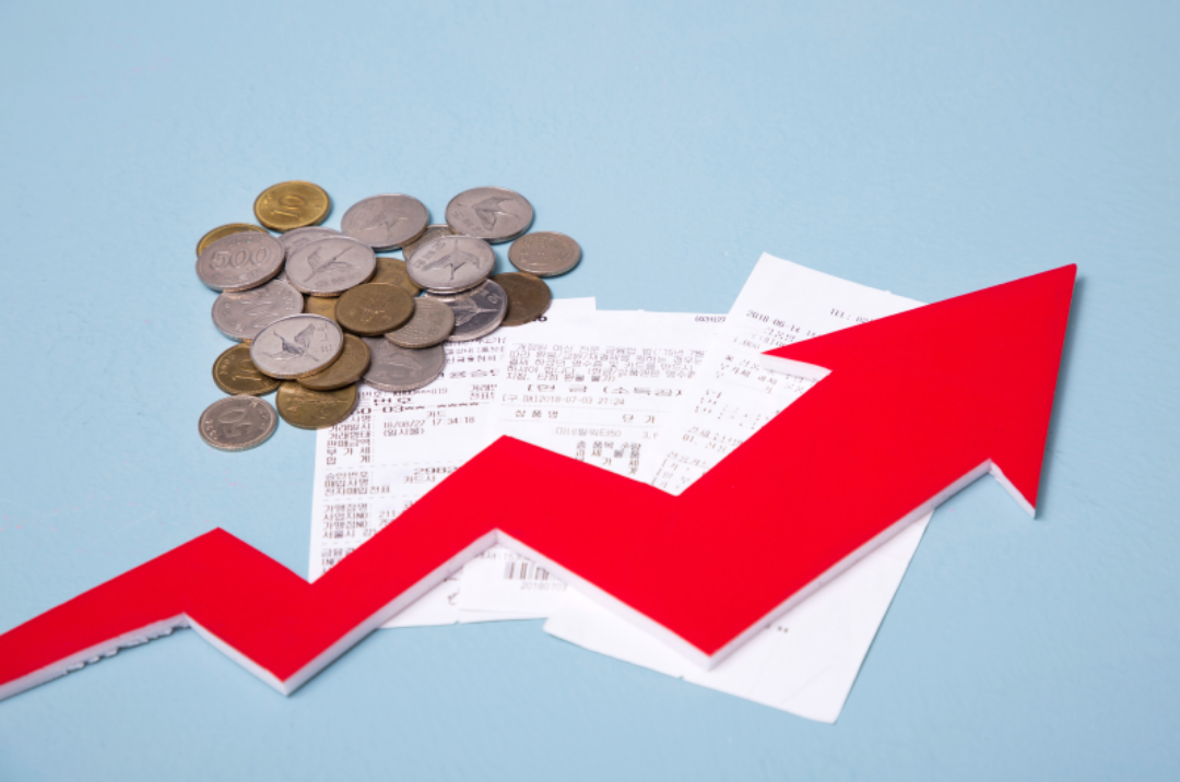 상승그래프와 동전들