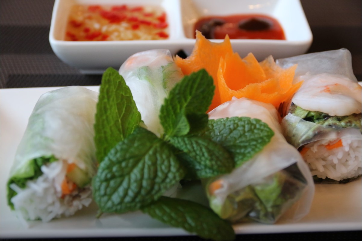 충정로 하노이맛집 솔직 리뷰|쌀국수와 반미의 진짜 맛