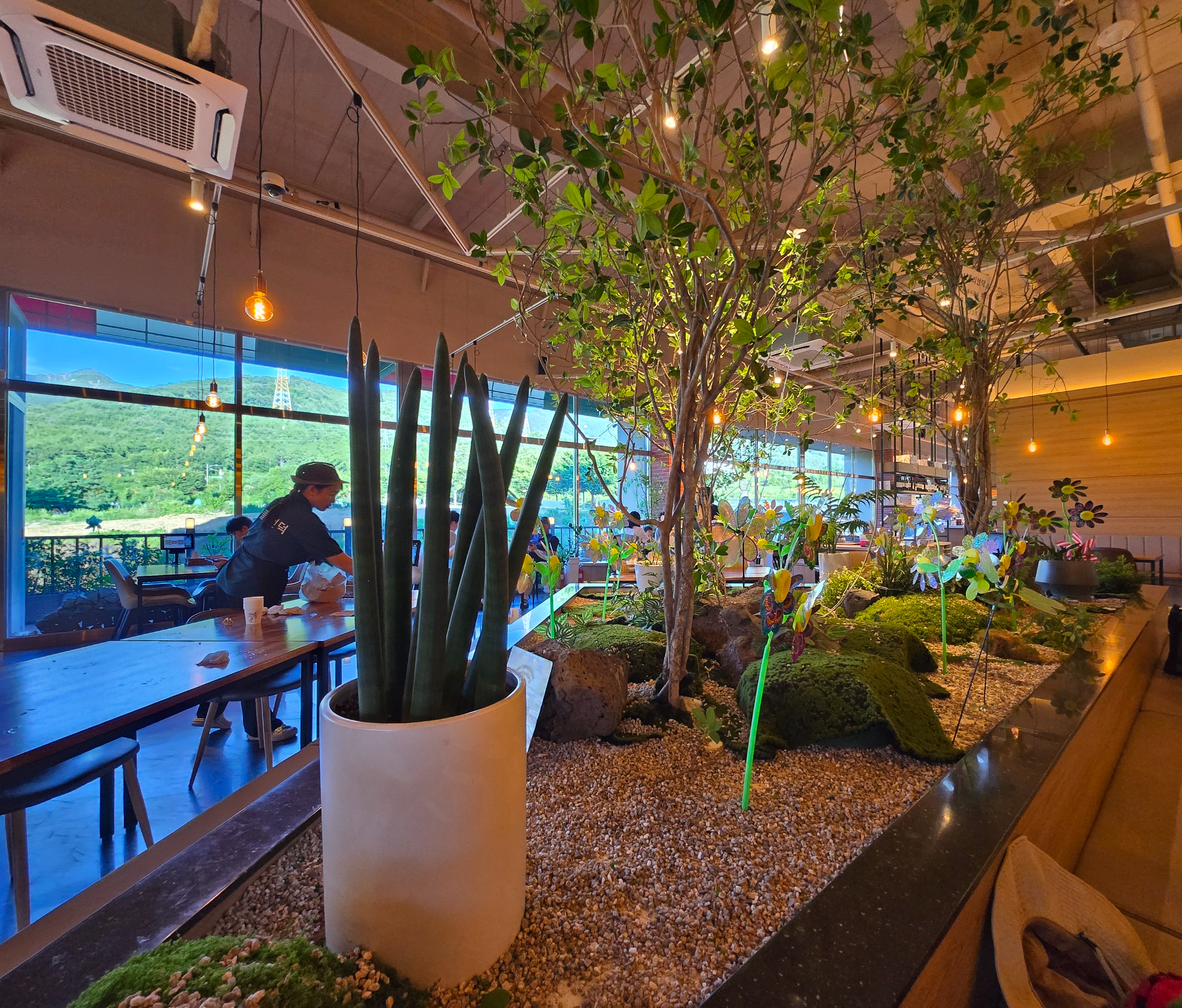 화덕피자전문점 나폴리 언덕 인테리어