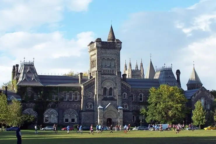 토론토 대학교(University of Toronto) 캐나다 유학 1위 명문대 알아보기