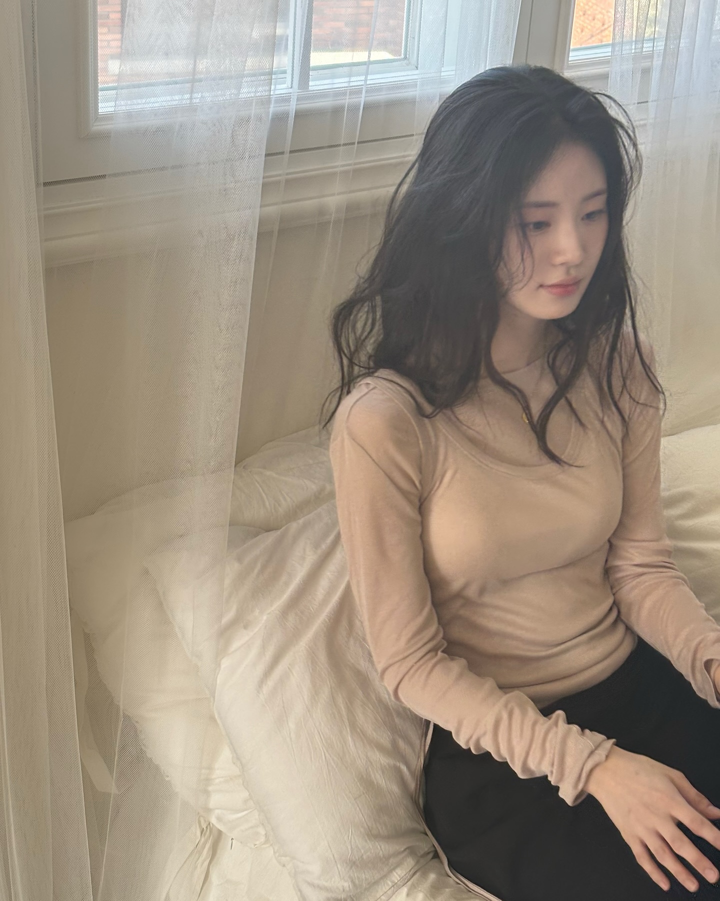 배우 신시아 신드롬 시작됐다! 충무로와 안방극장 모두 홀린 그녀의 저력