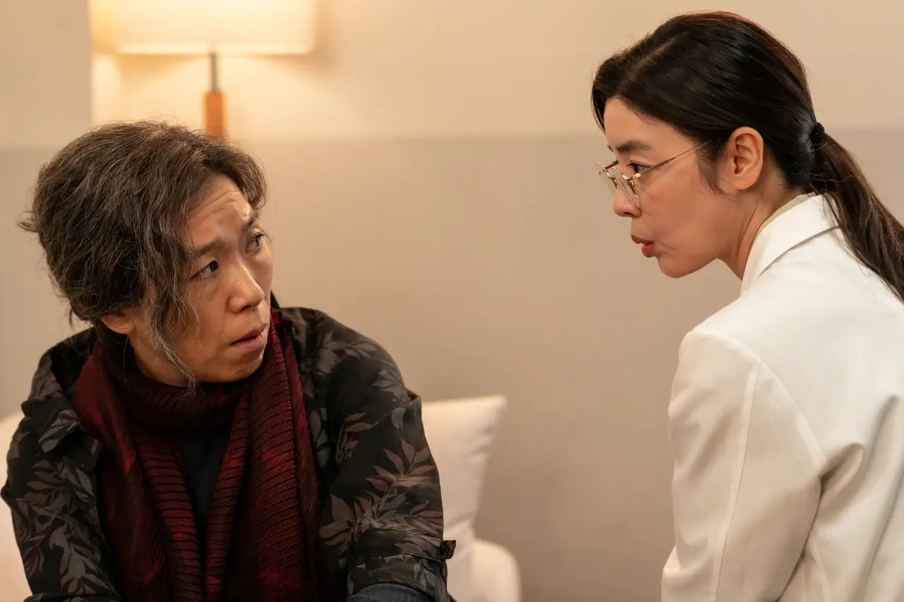 염혜란 영화 내 이름은 줄거리 출연진 후기 손익분기점 상영관 정보