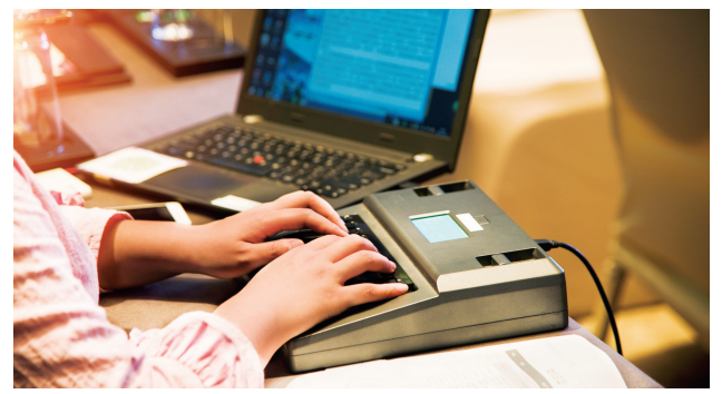 속기사-하는일-업무환경-되는법-학과-전망