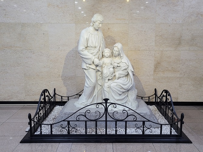 대전 탄방동성당 성가정상