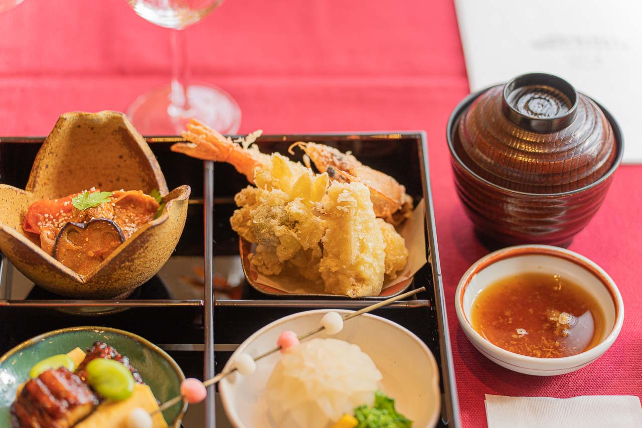 Fukuchi’s Premium Lunch: Local Food Served in Agano Pottery — original photograph 11