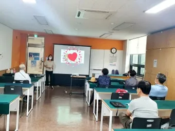 시니어 맞춤 수납 손이 닿는 높이 자주 쓰는 것 미끄럼 방지 안전 우선 정리_13