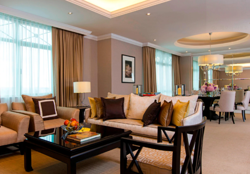 The Ritz-Carlton, KL, 말레이시아 : 어메니티, 부대시설, 소개, 관광, 객실