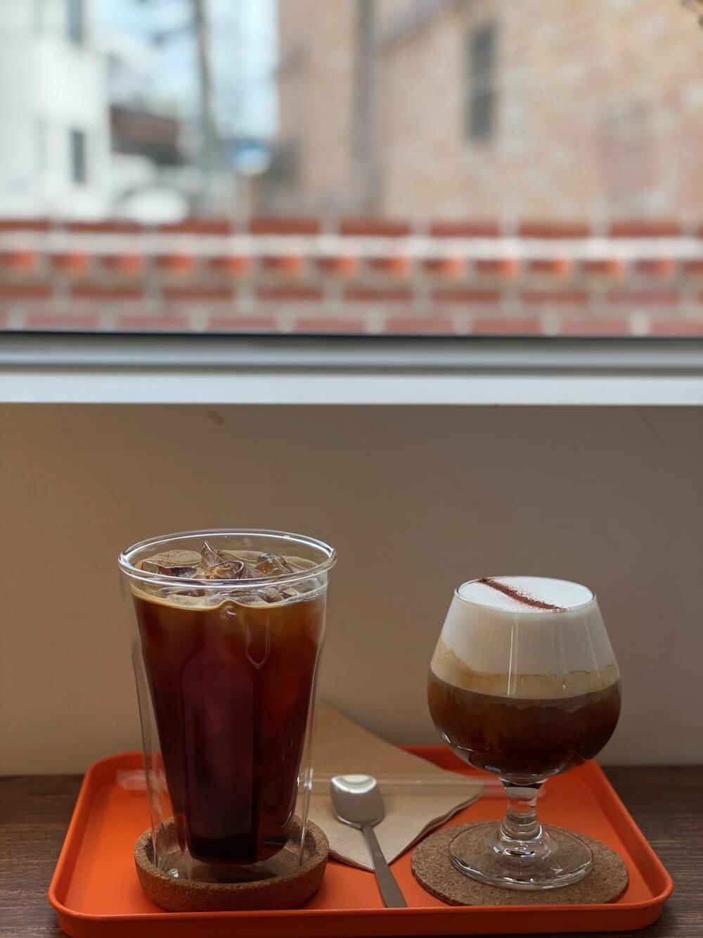 행궁동-카페-홀맄-주문한-메뉴