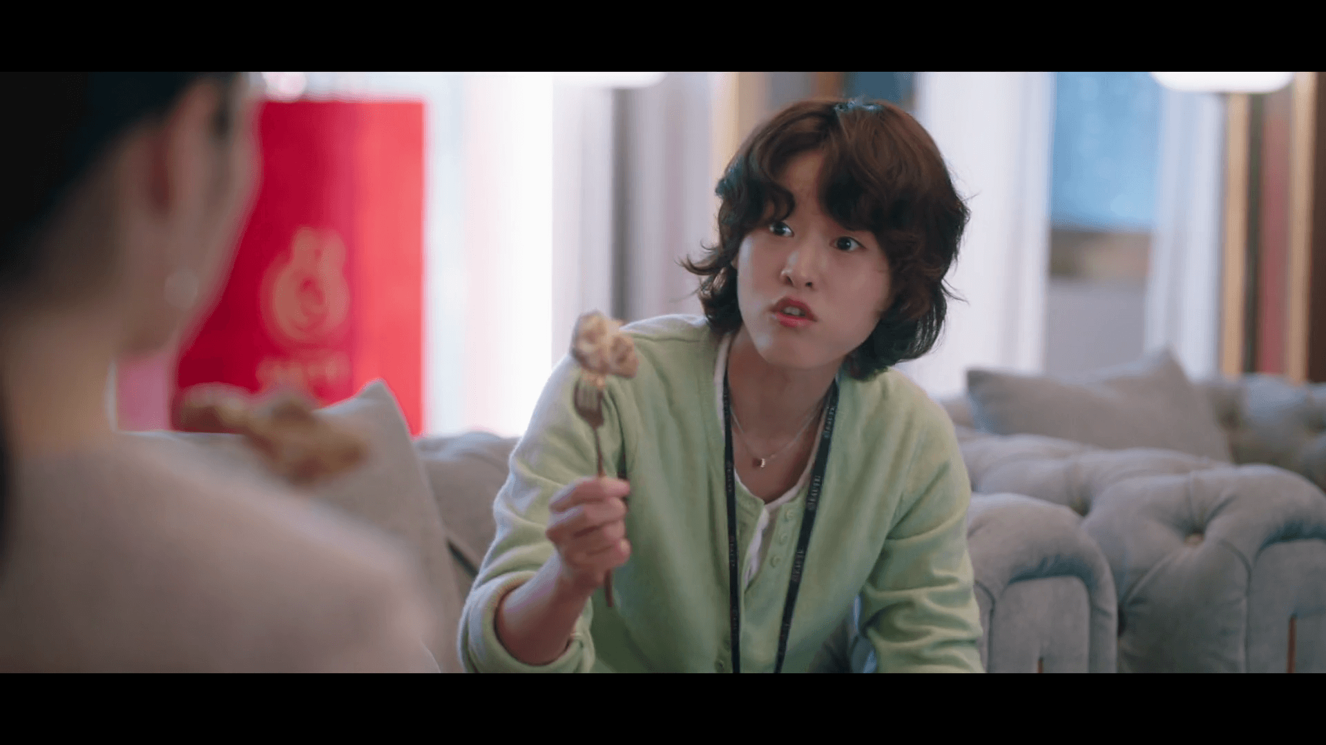 아이유 고추마요 치킨 먹방, 21세기 대군부인 성희주 스타일