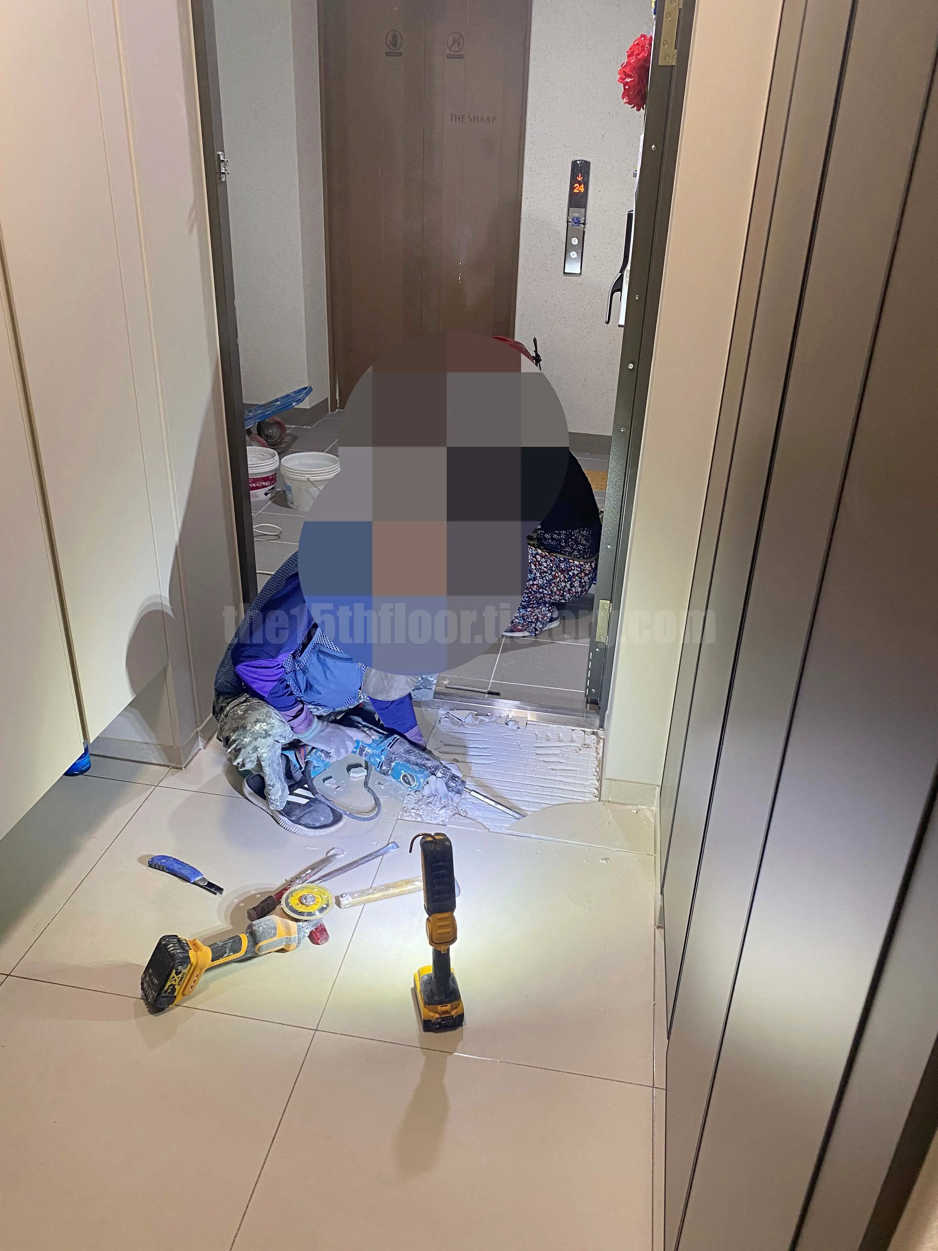 타일 부분 교체 방법 2.