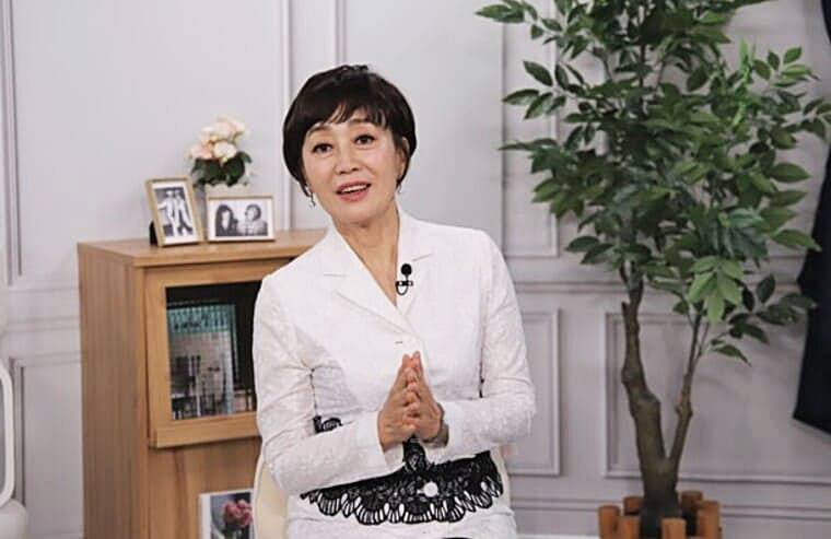 가수-하춘화