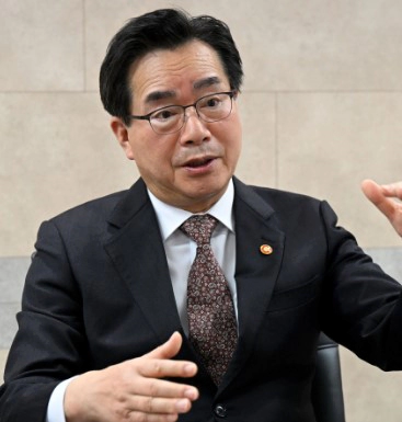 정황근 프로필 나이 고향 학력 경력 평가