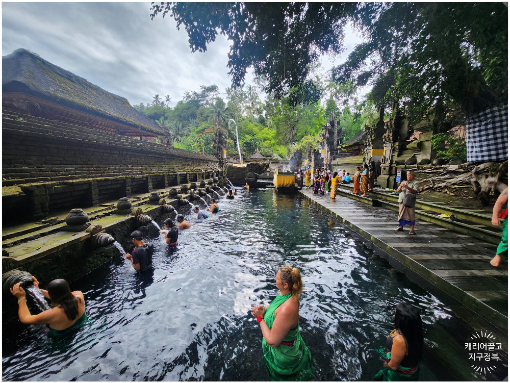 티르타 엠풀 사원(Tirta Empul Temple)