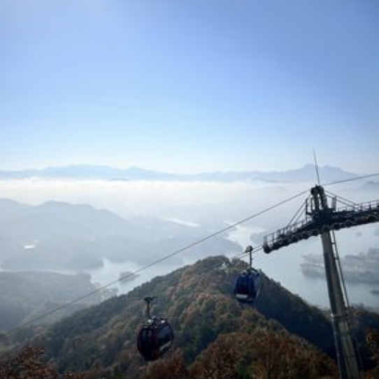 청풍호반
