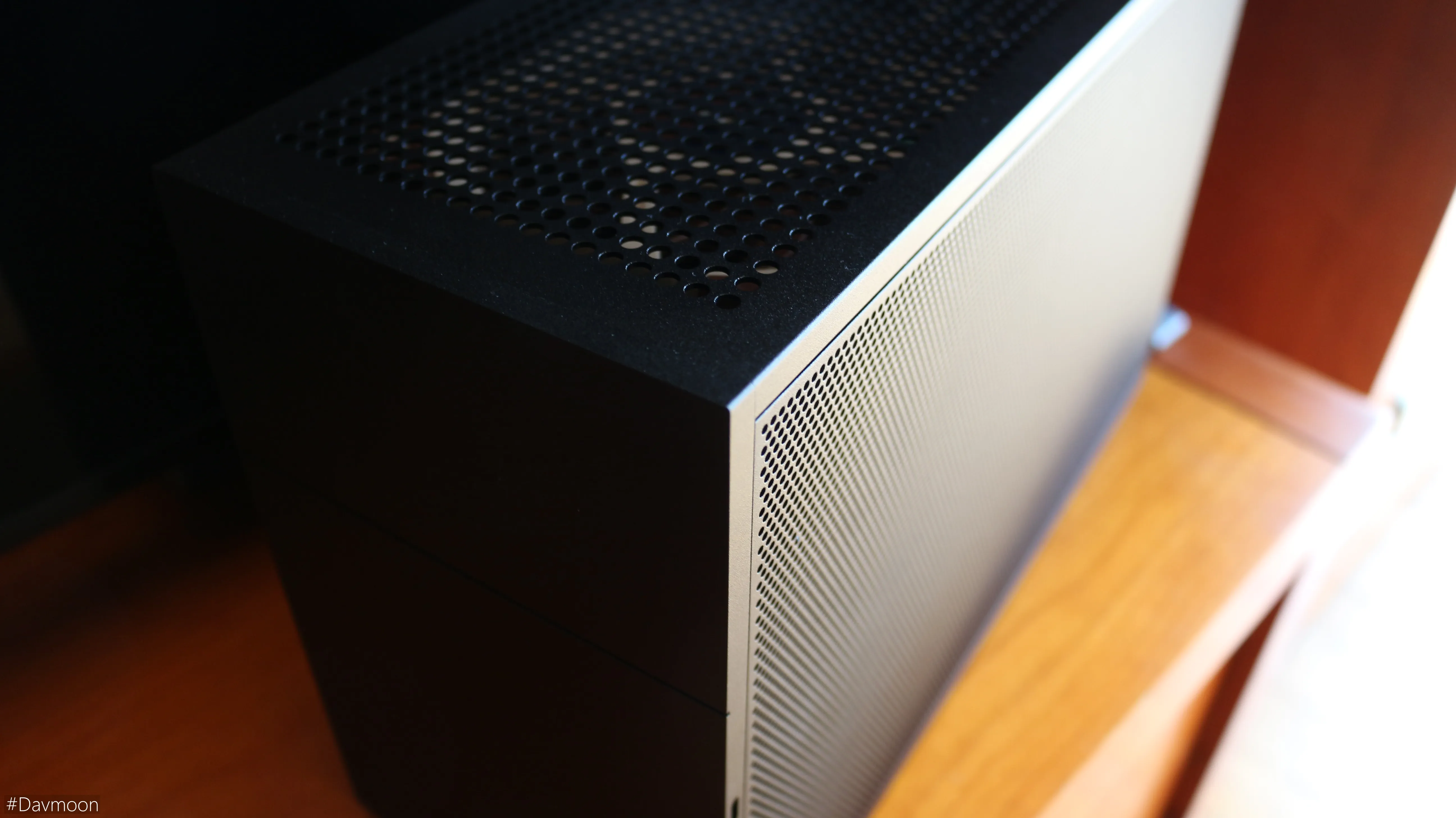 formd t1 v2 연출 사진 명암 대비