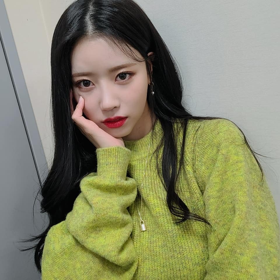 미주 고민하는 모습