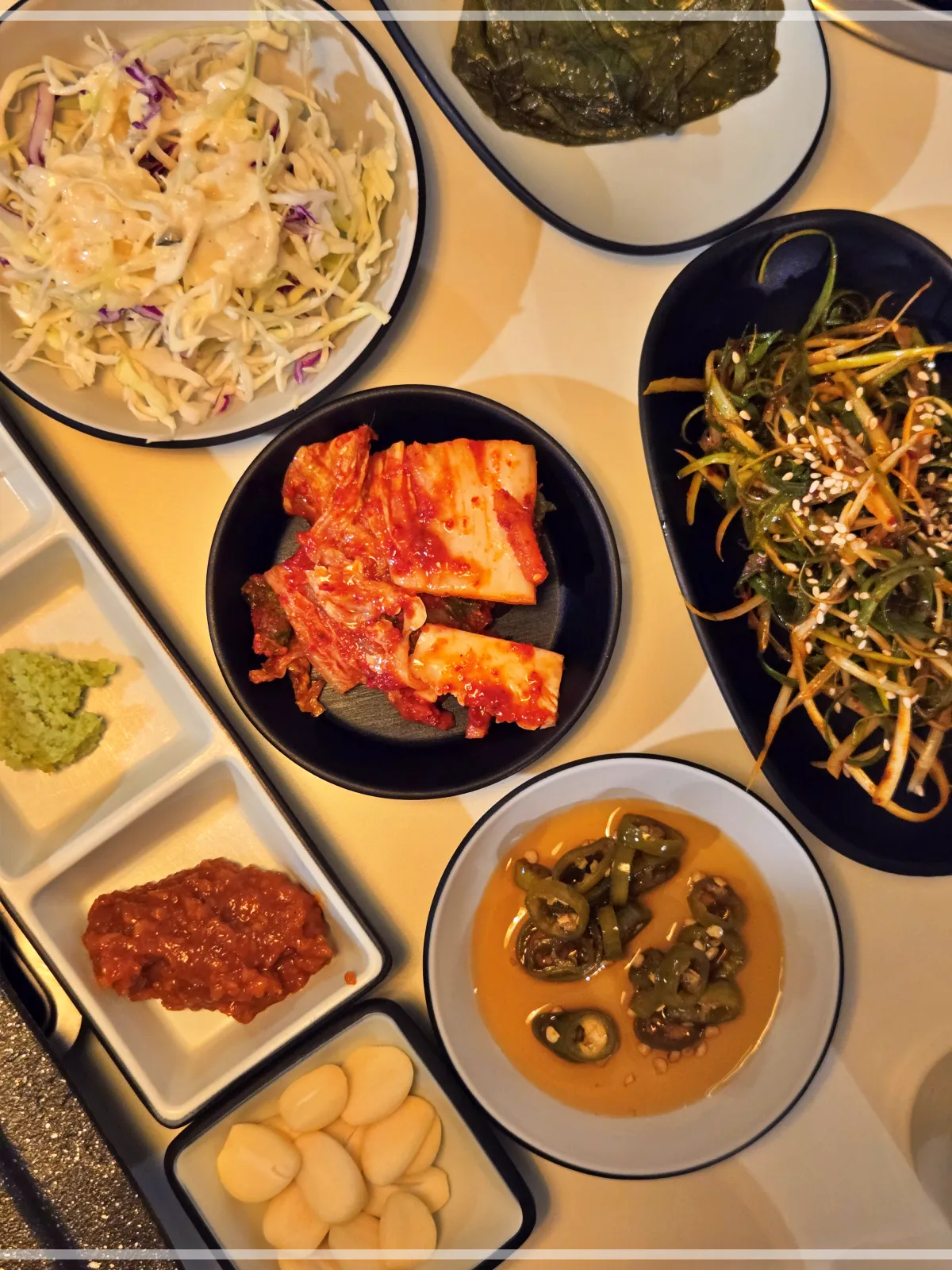 제주-성산읍-도새기상회-흑돼지-고기집-밑반찬