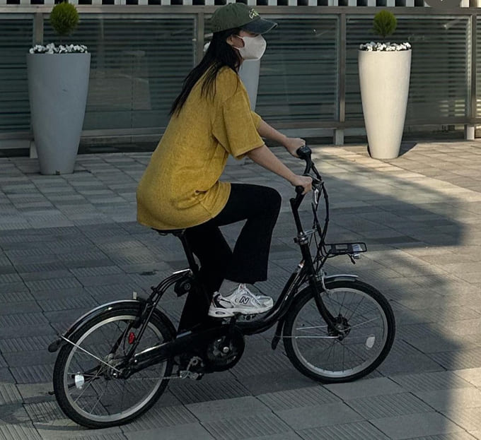신민아 사복