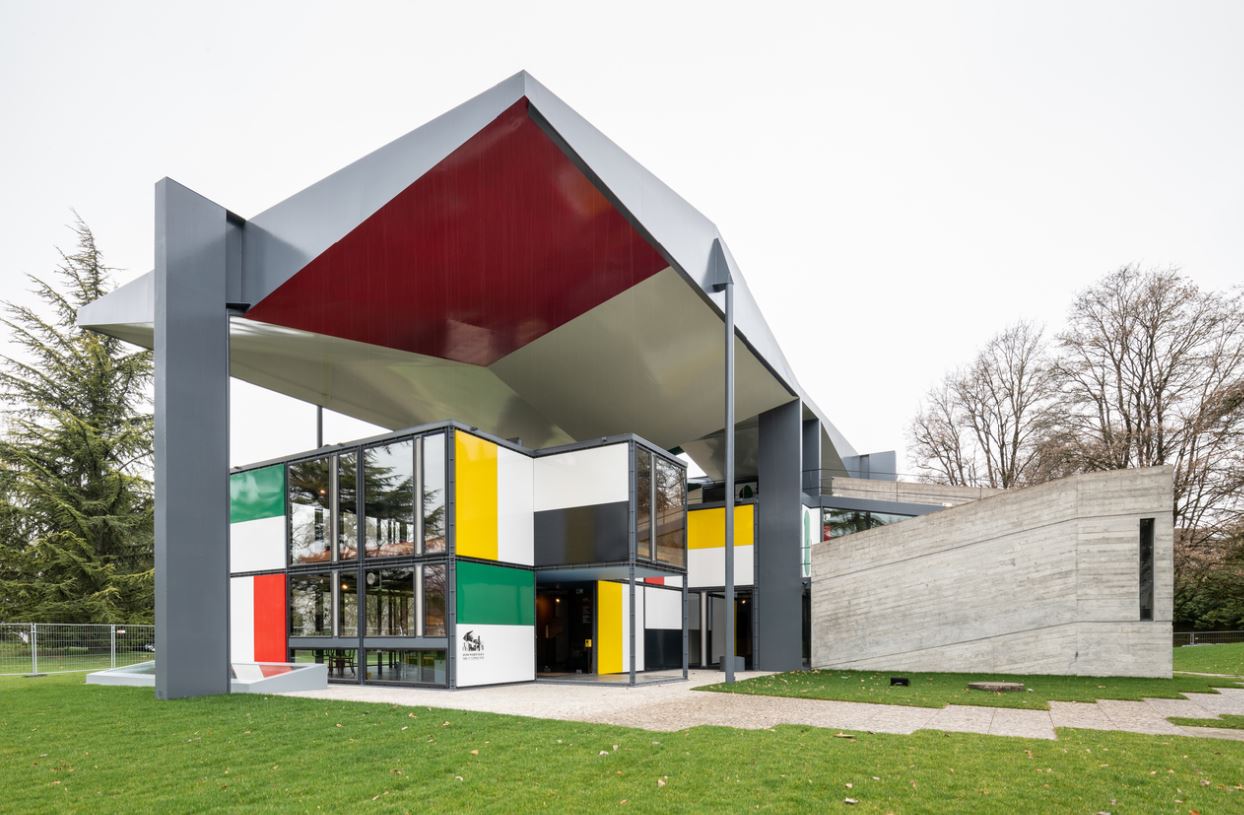 Pavillon-Le-Corbusier