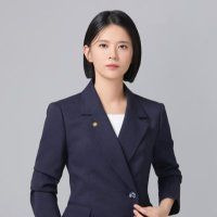 이유림 변호사 프로필 나이 학력 경력 총정리: '바이브코딩' 저자부터 '솔로지옥' 학폭 폭로까지 완벽 분석