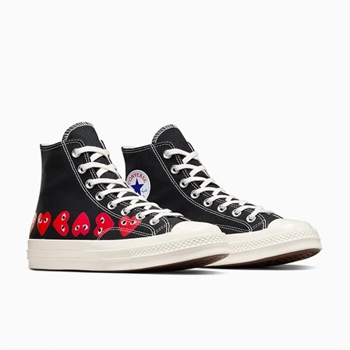 컨버스x꼼데가르송