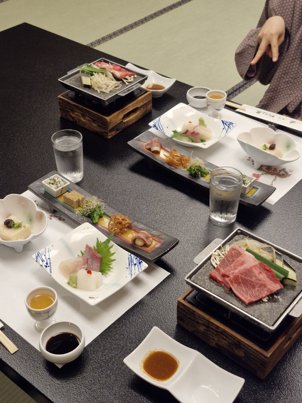 메바에소 료칸 가이세키