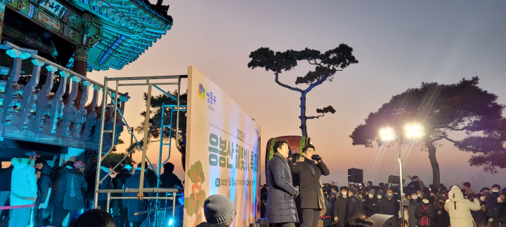 테너, 바리톤, 베이스가 어우러져 에너지를 전달하는 팝페라 그룹 카이로