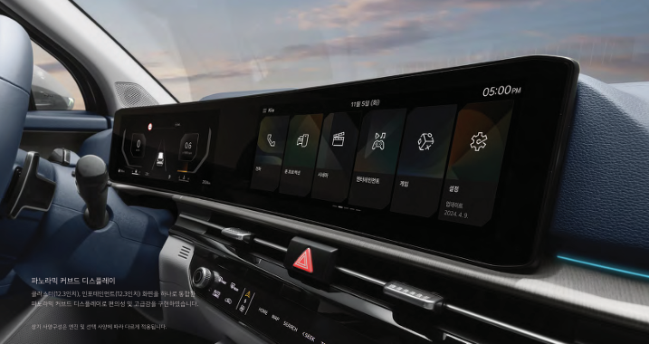 스포티티 하이브리드 내부