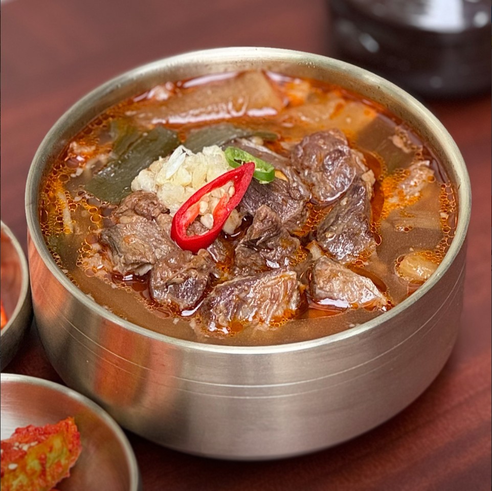 용산 국밥 맛집 찾는다면? 말방국밥 용산본점 메뉴와 분위기 총정리