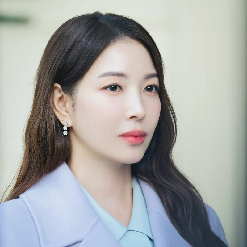 내 남편과 결혼해줘에서 오유라 역을 맡은 보아