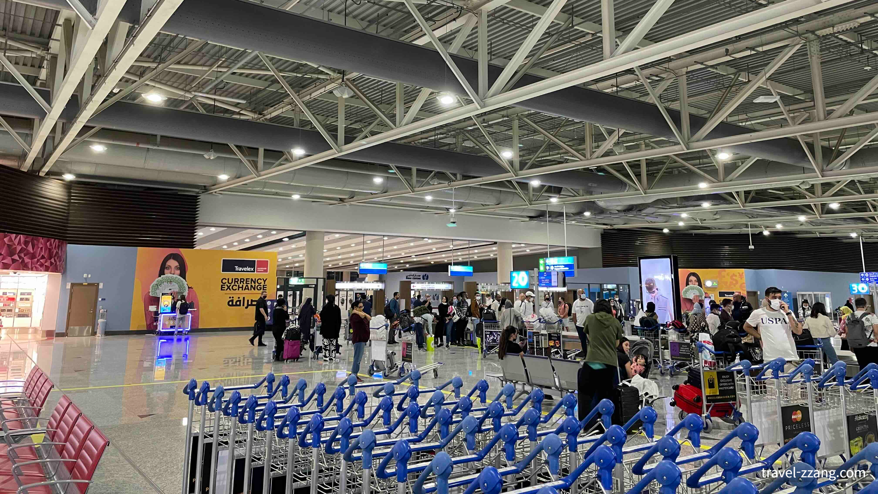 두바이 국제공항 내부