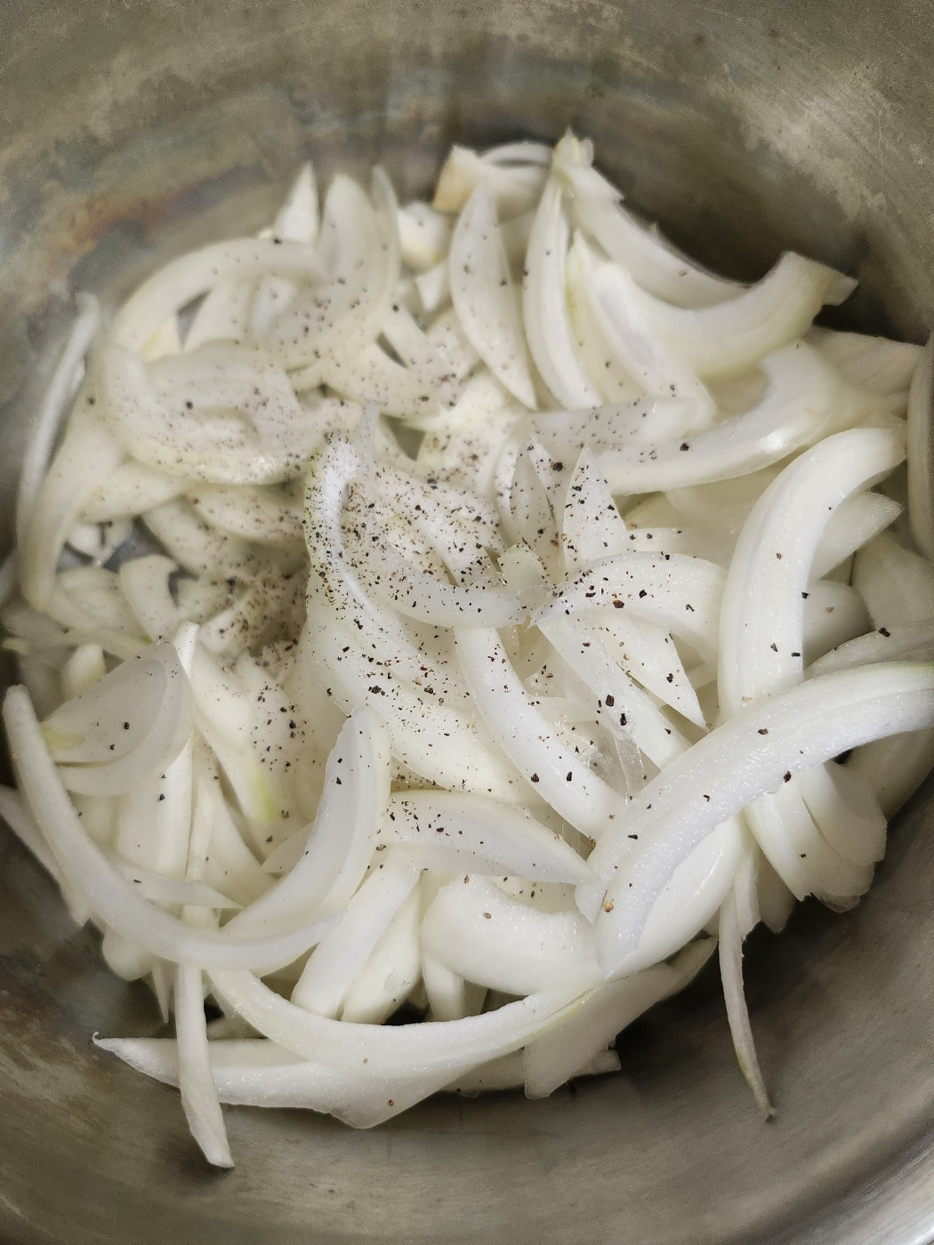 올리브유1스푼-양파-후추가루