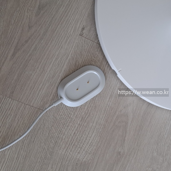 샤오미 선풍기 충전단자가 분리되었습니다.