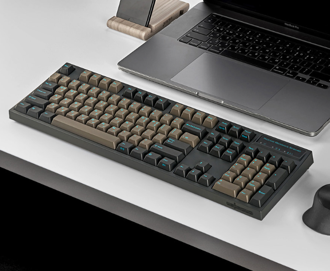 레오폴드 FC900RBT MX2A 그라파이트 블루 책상