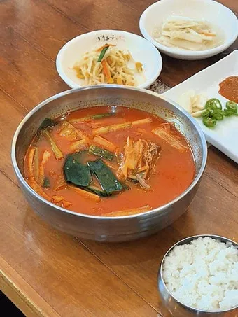 육개장 맛있게 끓이는법 사골 육수 레시피_26