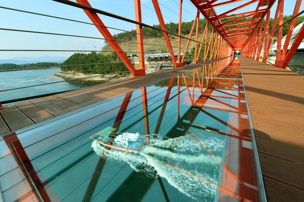 경남 창원 가볼만한곳 베스트 콰이강의다리