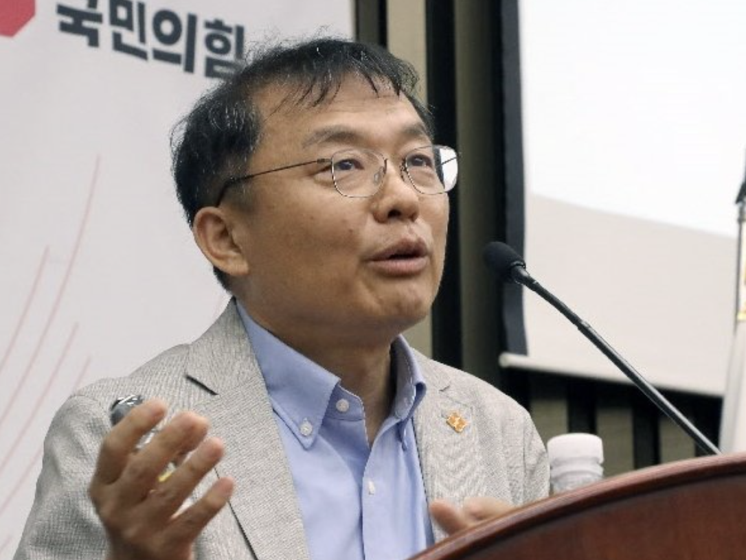 민경우 프로필