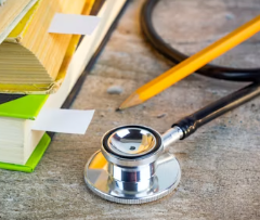 귀에서 삐소리가 나는 이유 이명 원인 대처법