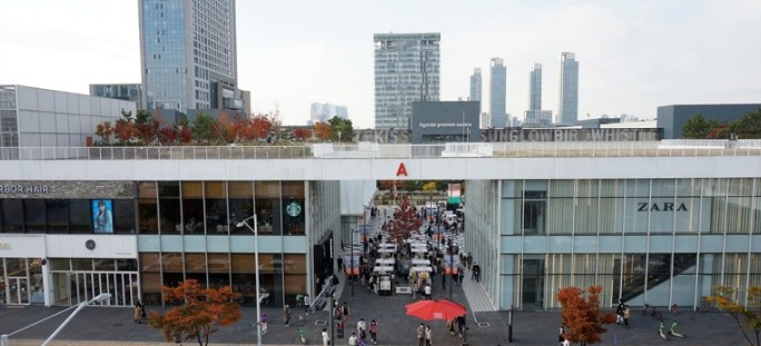 인천 여행지 추천 갈만한곳 - 송도 트리픞스트리트