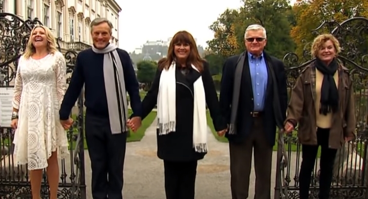 거의 반세기 지난 '사운드 오브 뮤직' 출연 배우들이 돌아오다 'VIDEO: The Sound of Music' Cast returns to Salzburg for a 50th Anniversary Celebration.