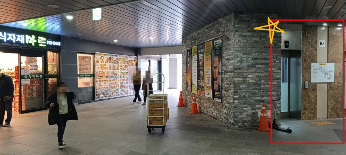 광교중흥s클래스-게이트1번-상가입구-9번-농민마트-앞-엘레베이터