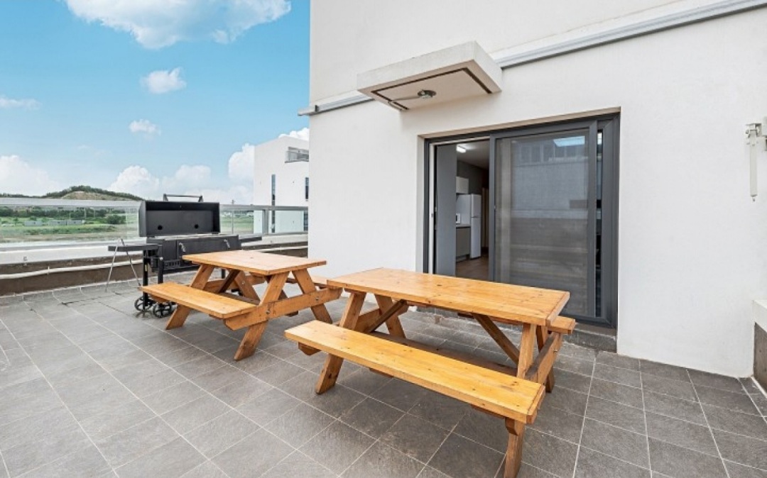 어스20 B동 야외 바베큐장