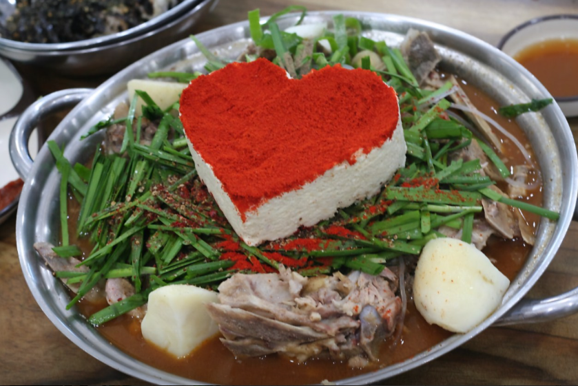 오늘N 하트 콩크림 감자탕 강릉시 초당순두부길 강릉초당콩감자탕 