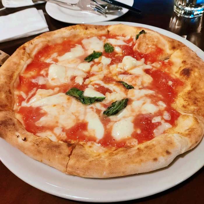 토요일은 밥이좋아 토밥좋아 대전 마르게리타 피자 맛집